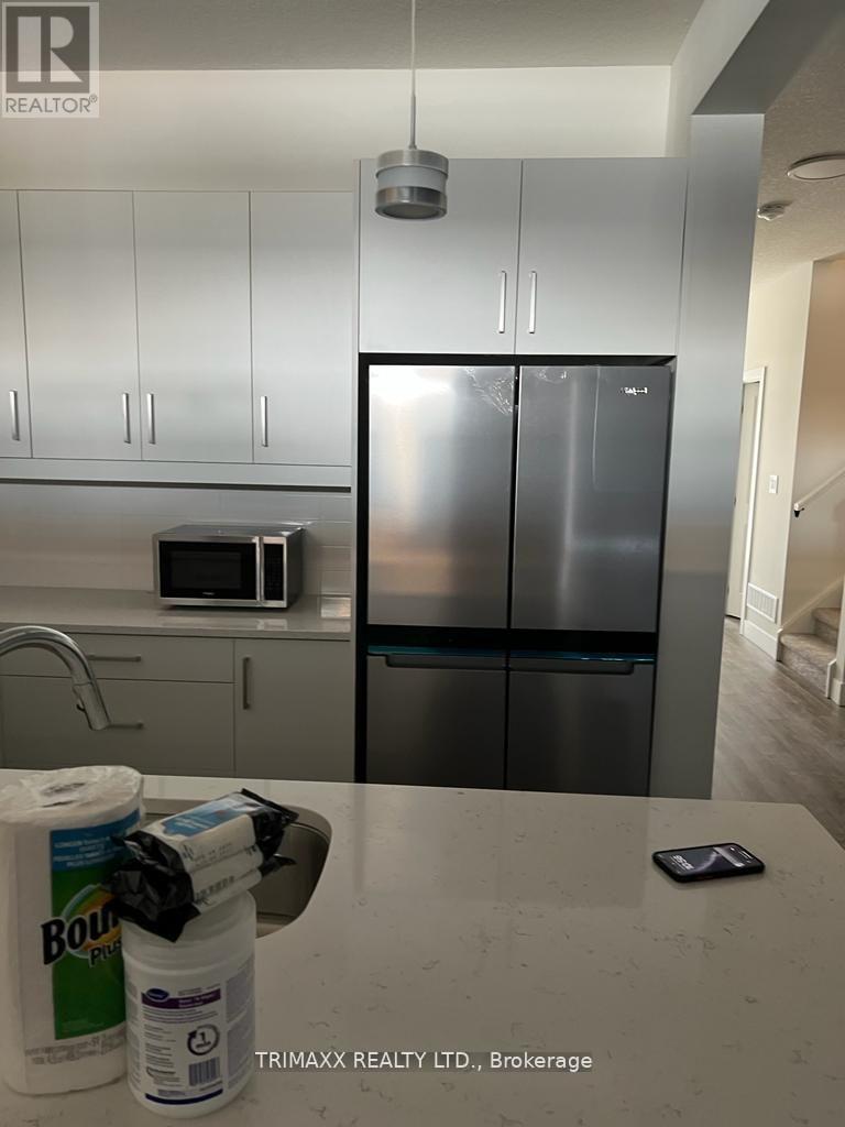 Property at 46 - 3635 SOUTHBRIDGE AVENUE image 3