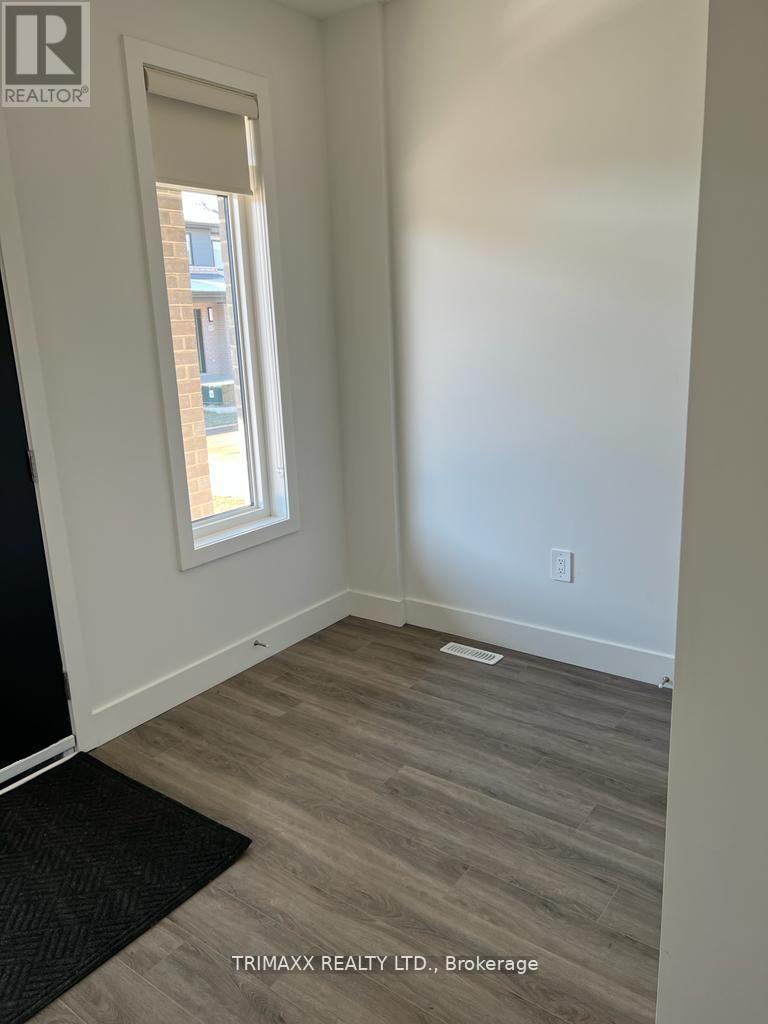 46 - 3635 Southbridge Avenue, London South (South W), Ontario  N6L 1K3 - Photo 6 - X12347542