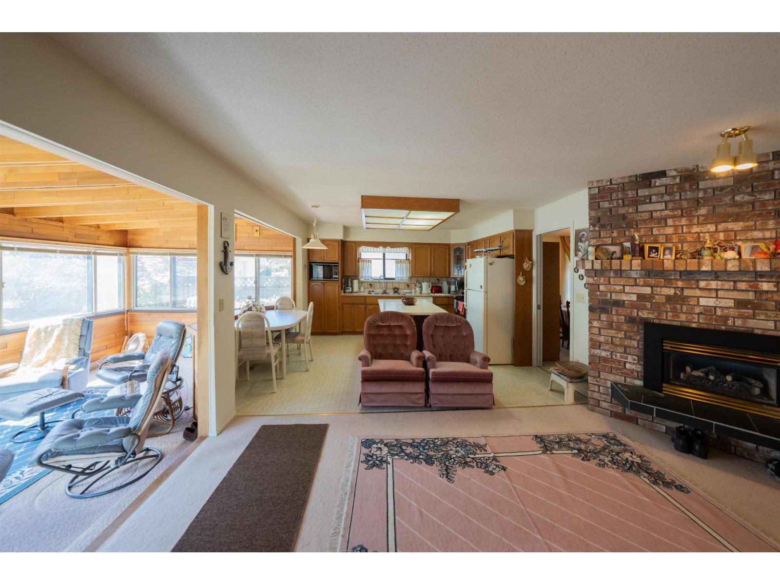 14076 19a Avenue, Surrey, British Columbia  V4A 7Z6 - Photo 13 - R3033084