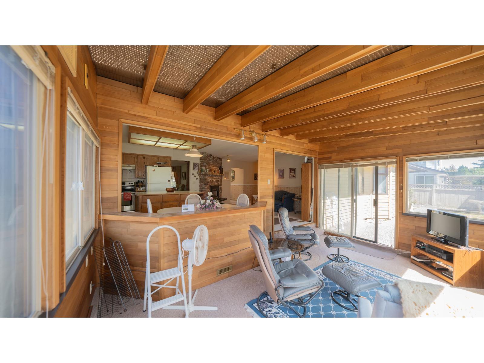 14076 19a Avenue, Surrey, British Columbia  V4A 7Z6 - Photo 16 - R3033084