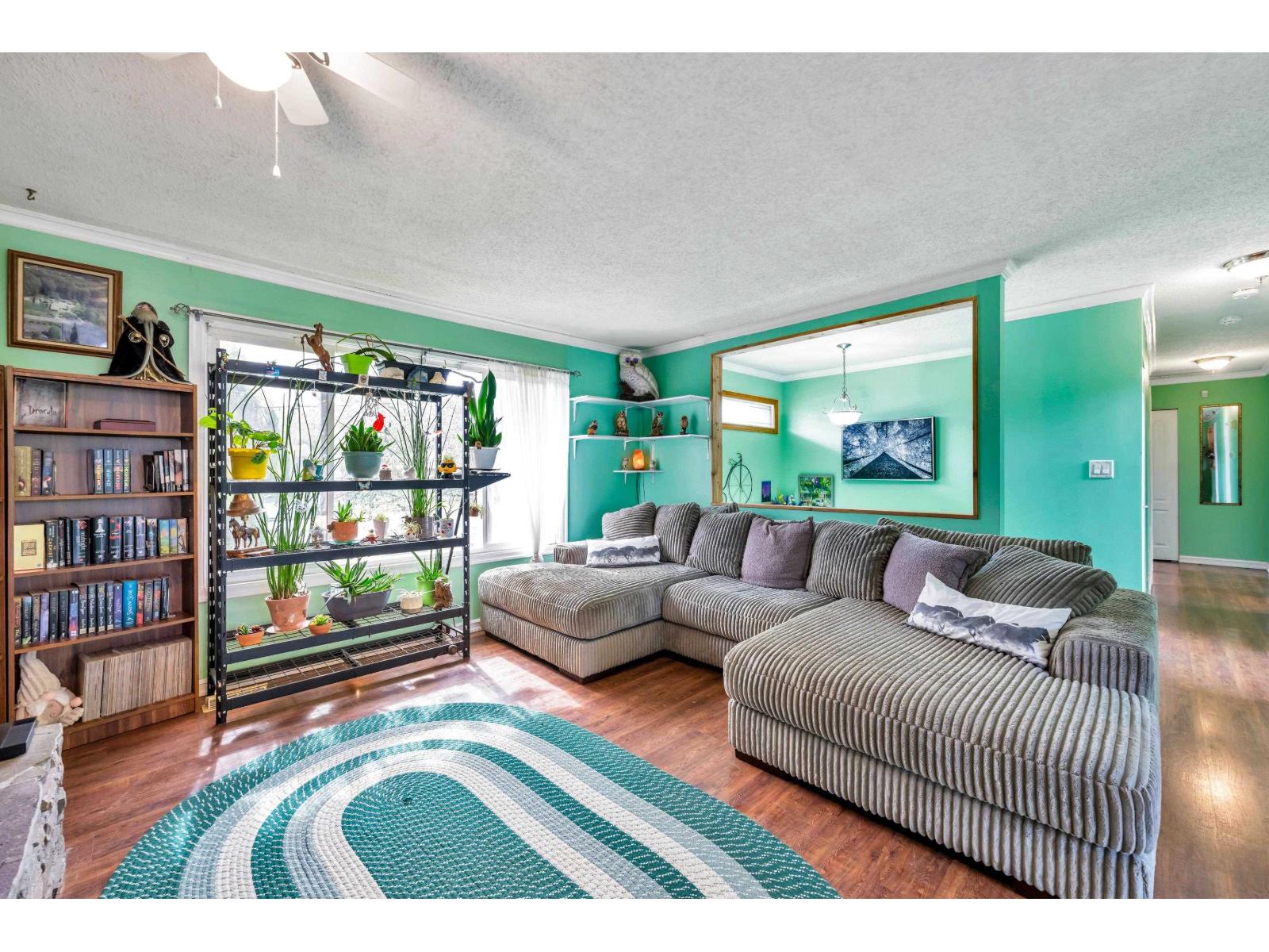Property at 26679 30A AVENUE image 5