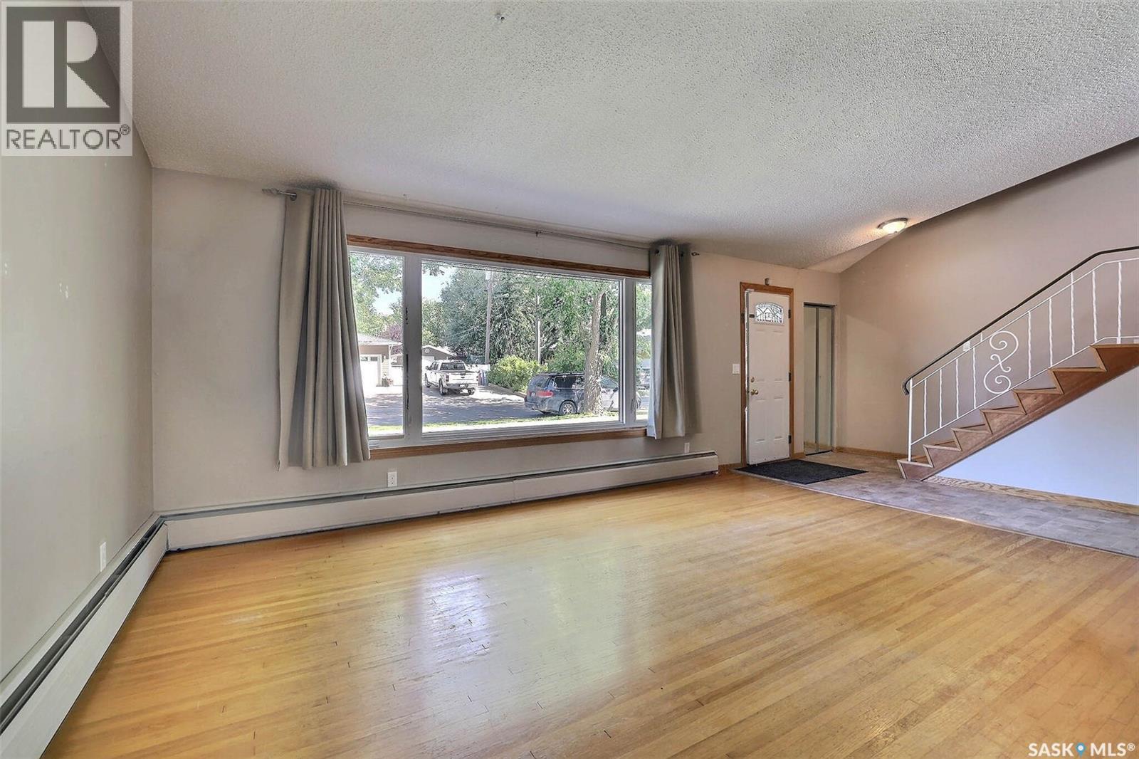26 Newlands Street, Regina, Saskatchewan  S4S 4S4 - Photo 10 - SK015707