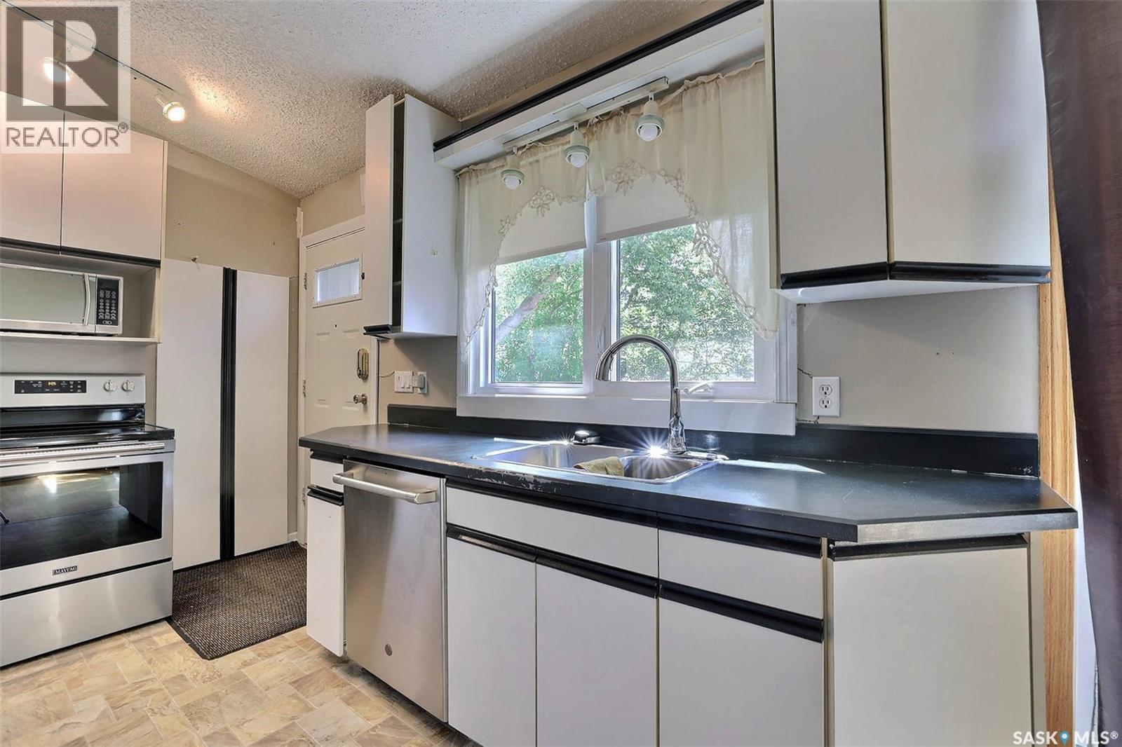26 Newlands Street, Regina, Saskatchewan  S4S 4S4 - Photo 14 - SK015707