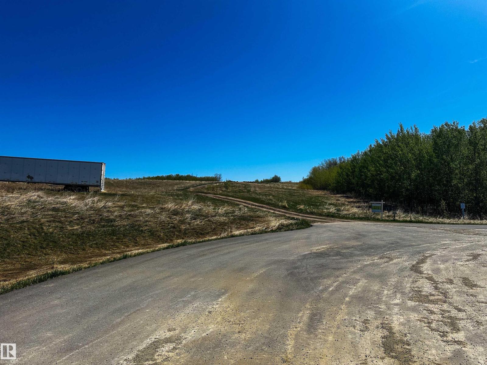 #102 2307 Twp Road 522, Rural Parkland County, Alberta  T7Y 3L7 - Photo 12 - E4452224