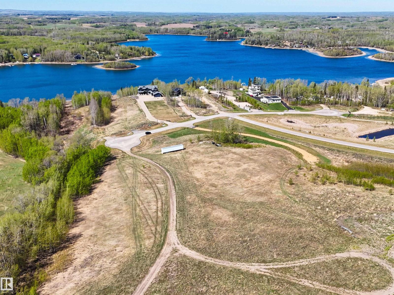 #102 2307 Twp Road 522, Rural Parkland County, Alberta  T7Y 3L7 - Photo 5 - E4452224