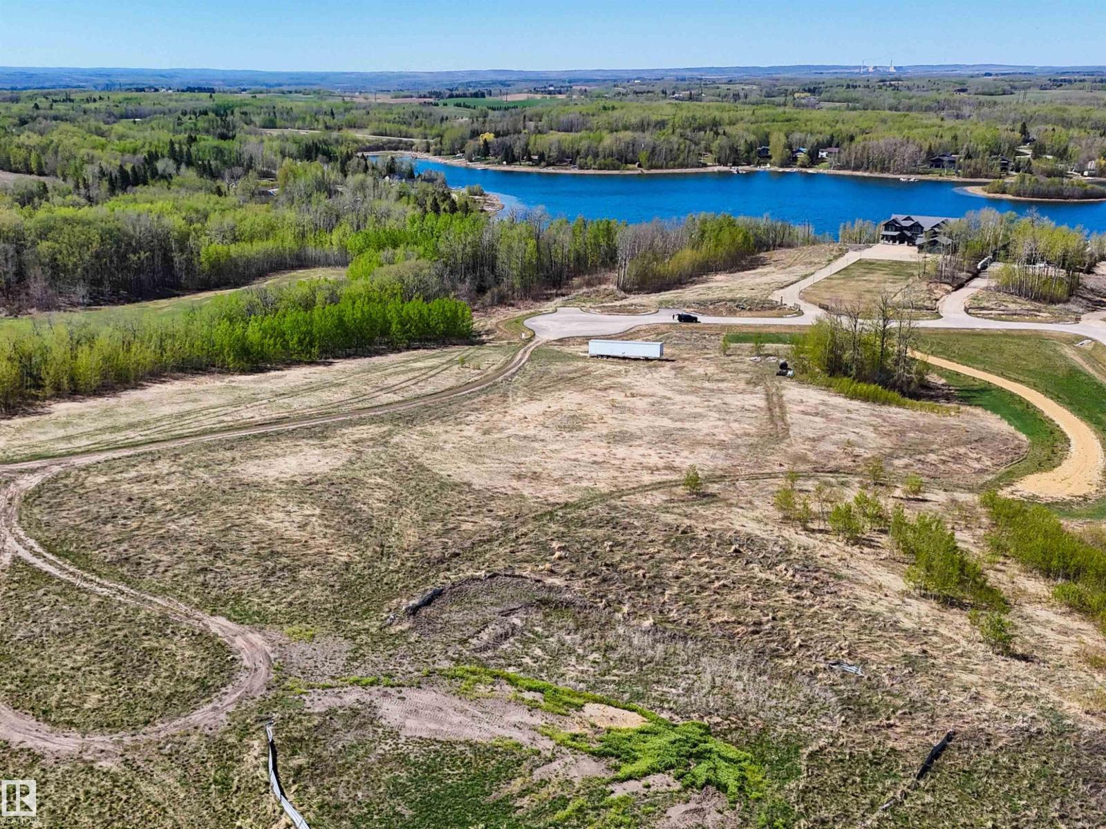 #102 2307 Twp Road 522, Rural Parkland County, Alberta  T7Y 3L7 - Photo 6 - E4452224