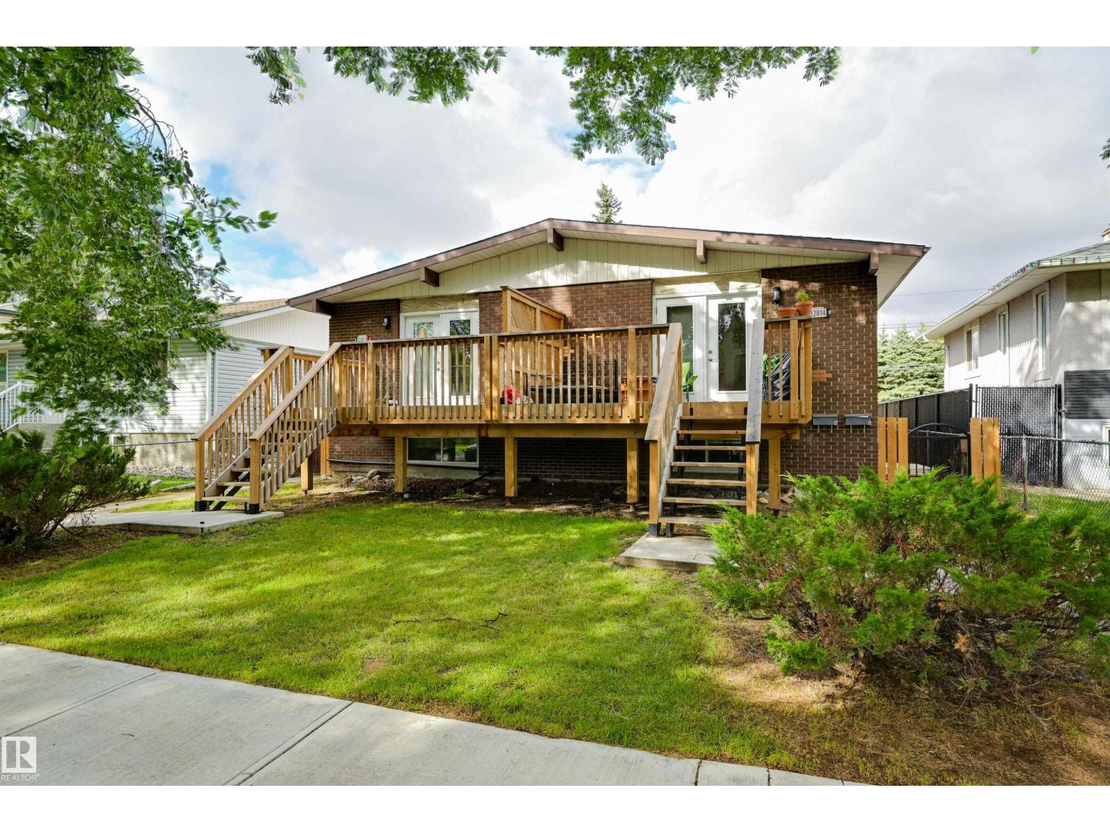 12812 +12814 125 ST NW NW, Edmonton, Alberta