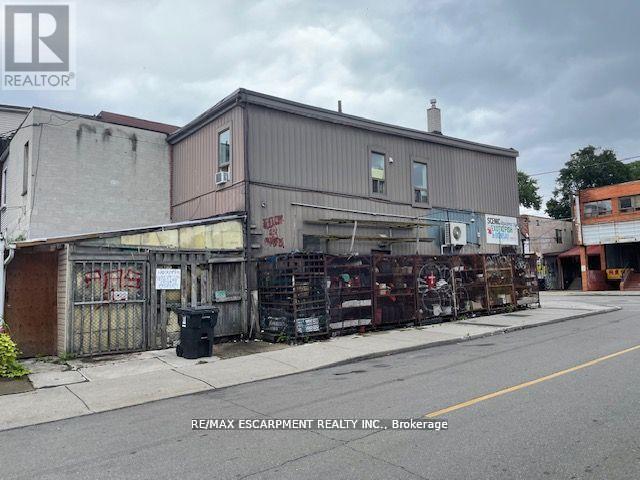 673 Gerrard Street E, Toronto, Ontario  M4M 1Y2 - Photo 6 - E12347637