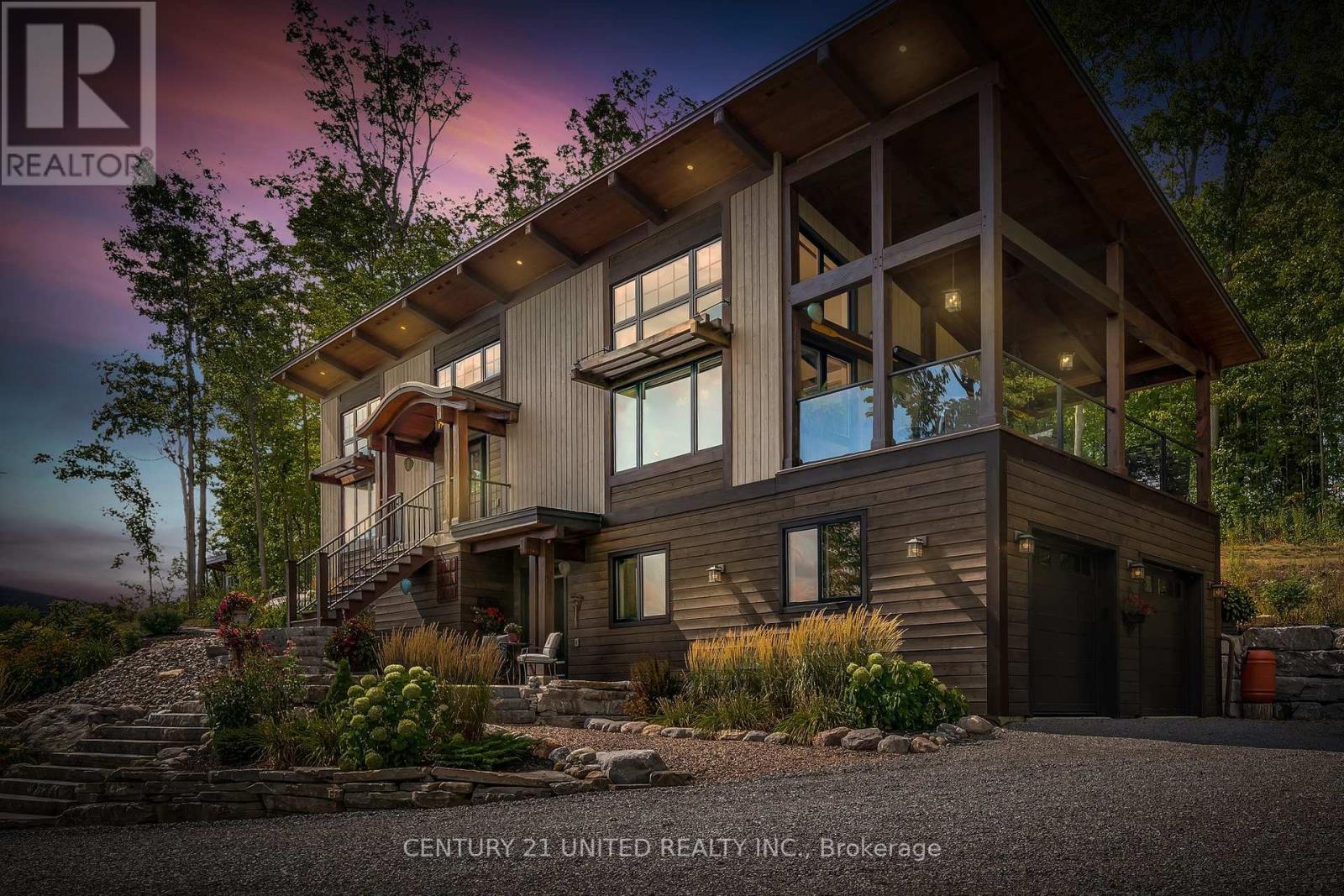 72 Darling Drive, Selwyn, Ontario  K0L 2W0 - Photo 2 - X12347817