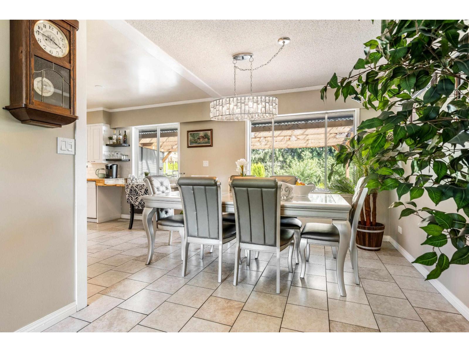 46465 Brooks Avenue, Chilliwack Proper South, Chilliwack, British Columbia  V2P 1C6 - Photo 13 - R3037627