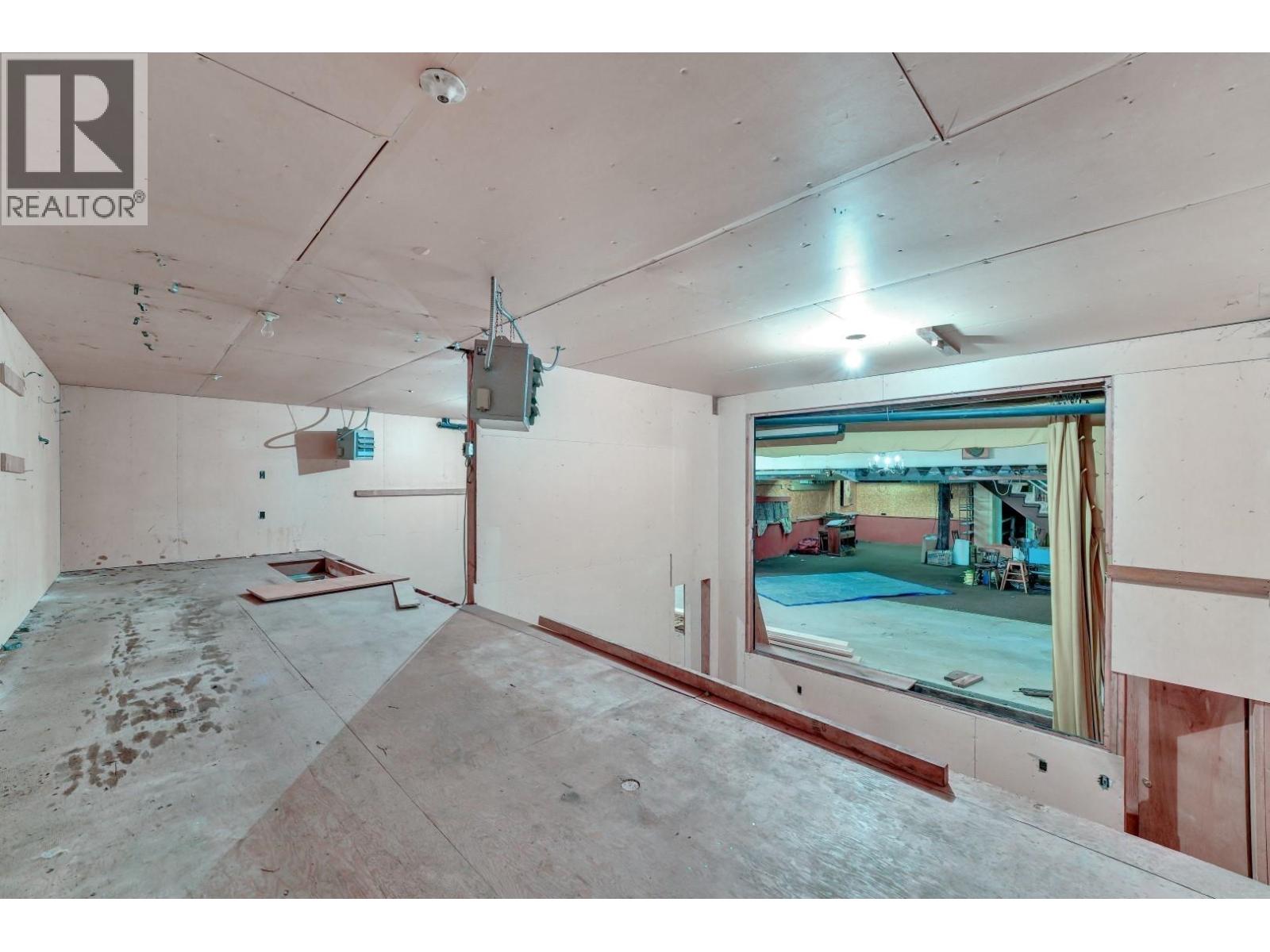 5067 Dover Street, Burnaby, British Columbia  V5H 1R4 - Photo 14 - R3037513