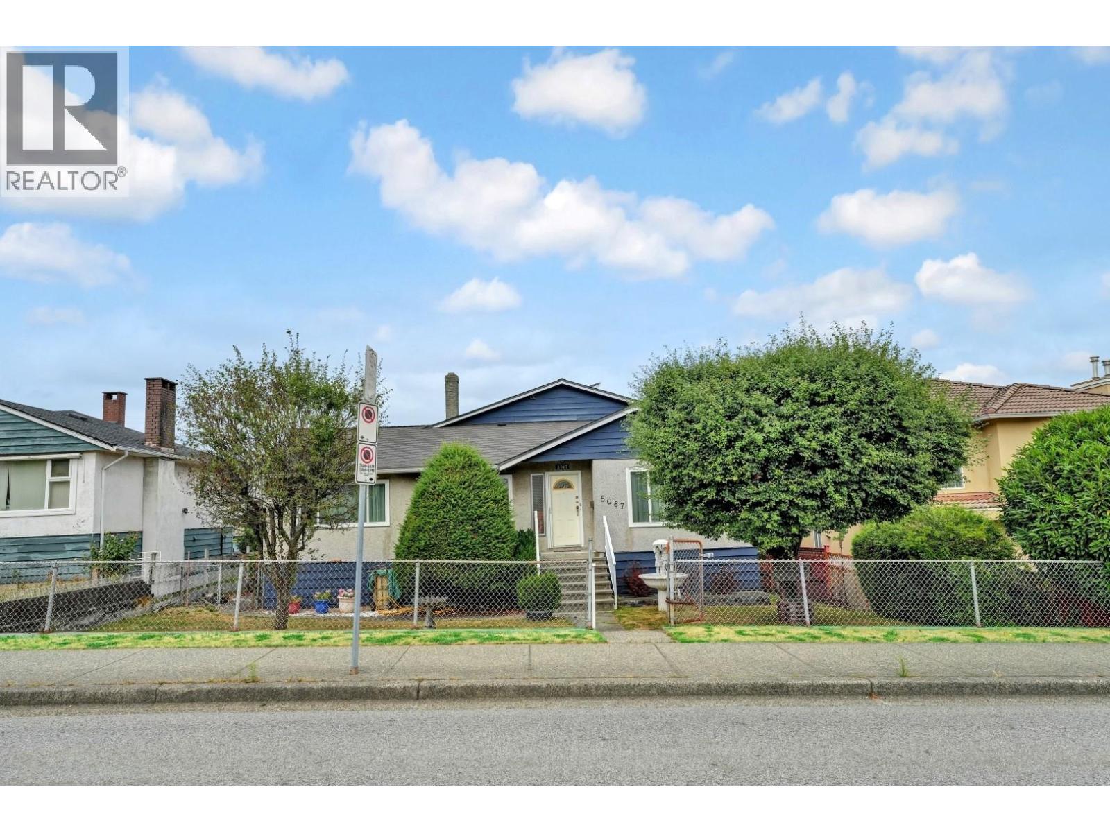 5067 Dover Street, Burnaby, British Columbia  V5H 1R4 - Photo 5 - R3037513