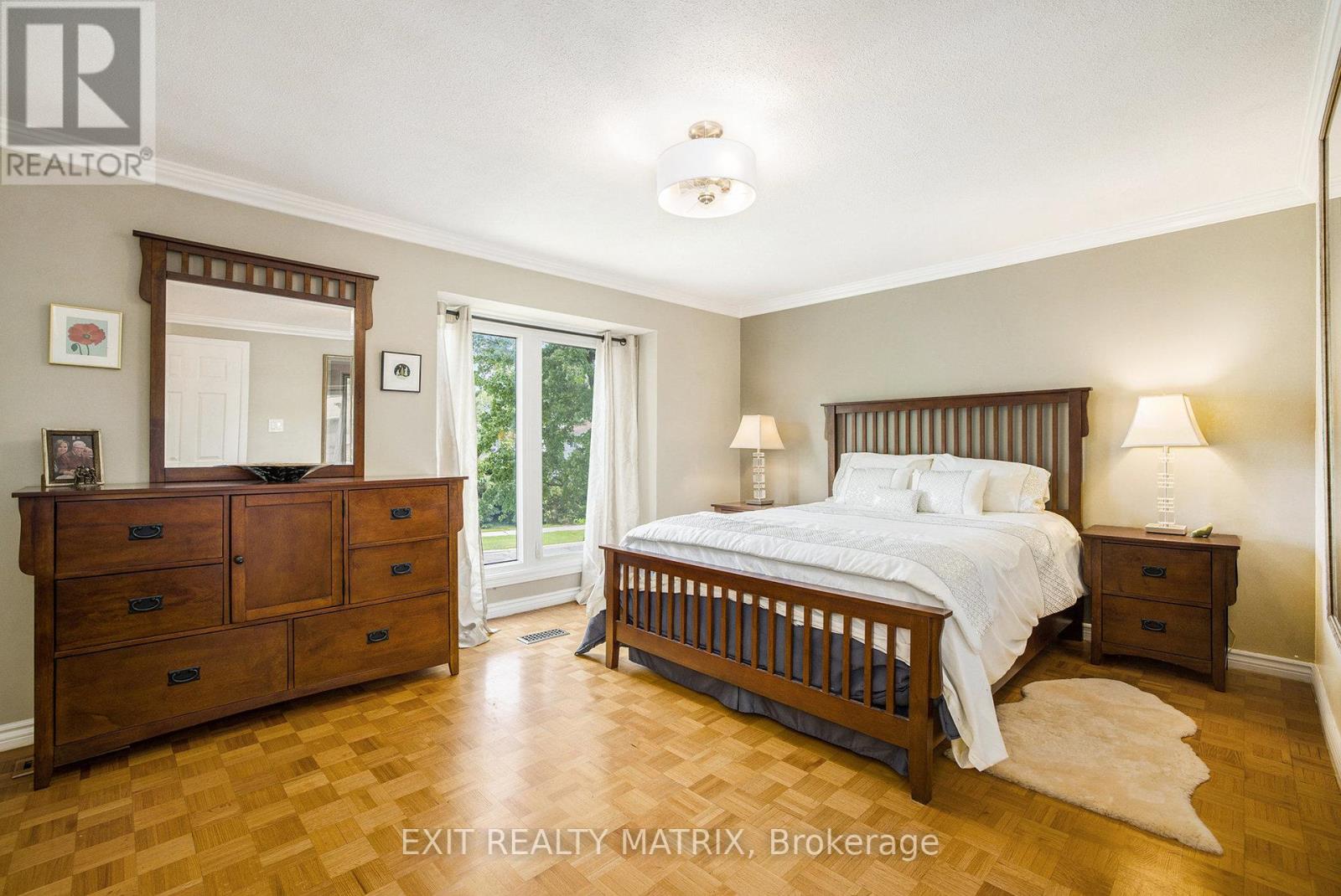 30 Glen Park Drive, Ottawa, Ontario  K1B 3Z2 - Photo 24 - X12347742