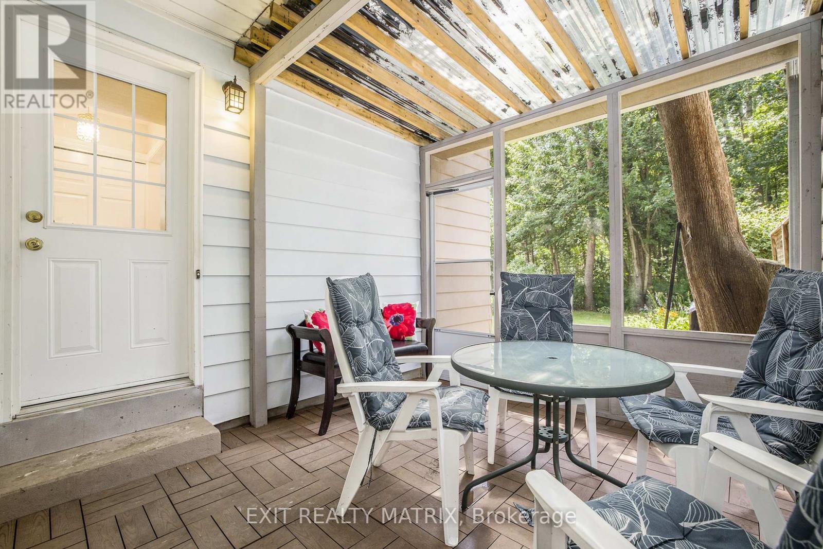 30 Glen Park Drive, Ottawa, Ontario  K1B 3Z2 - Photo 36 - X12347742