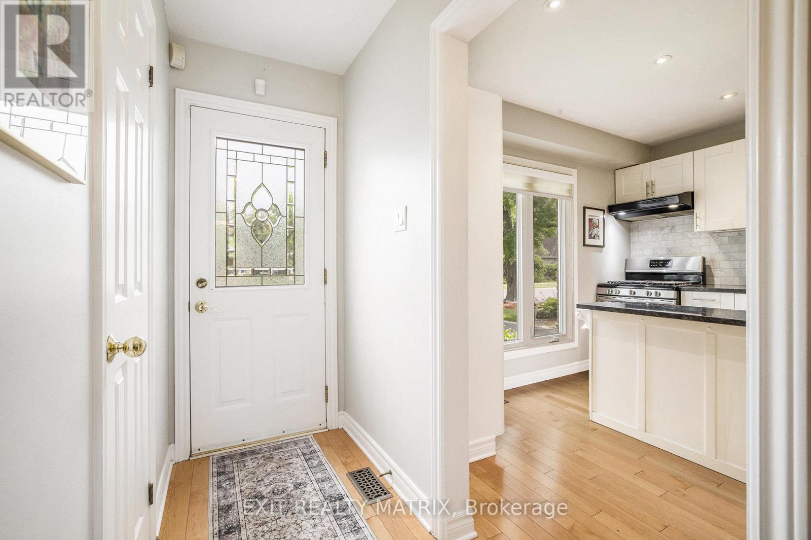 Property at 30 GLEN PARK DRIVE image 4