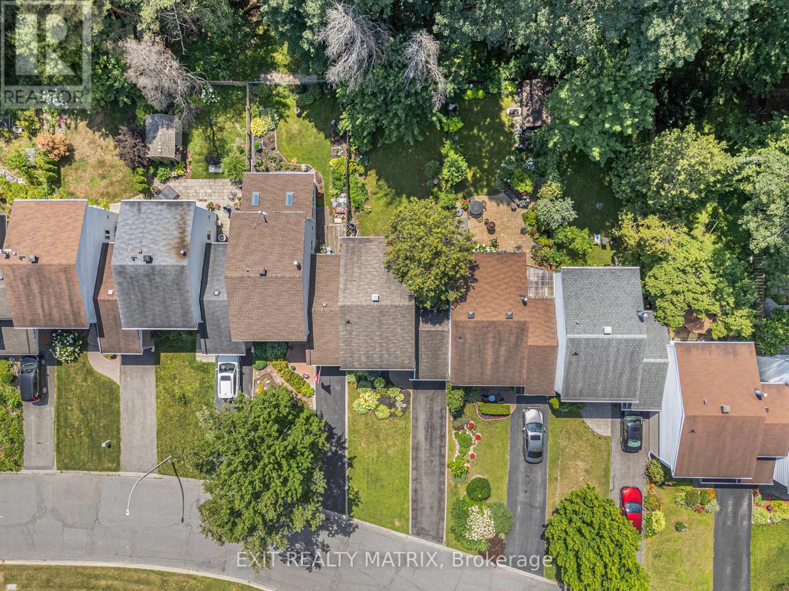 30 Glen Park Drive, Ottawa, Ontario  K1B 3Z2 - Photo 43 - X12347742
