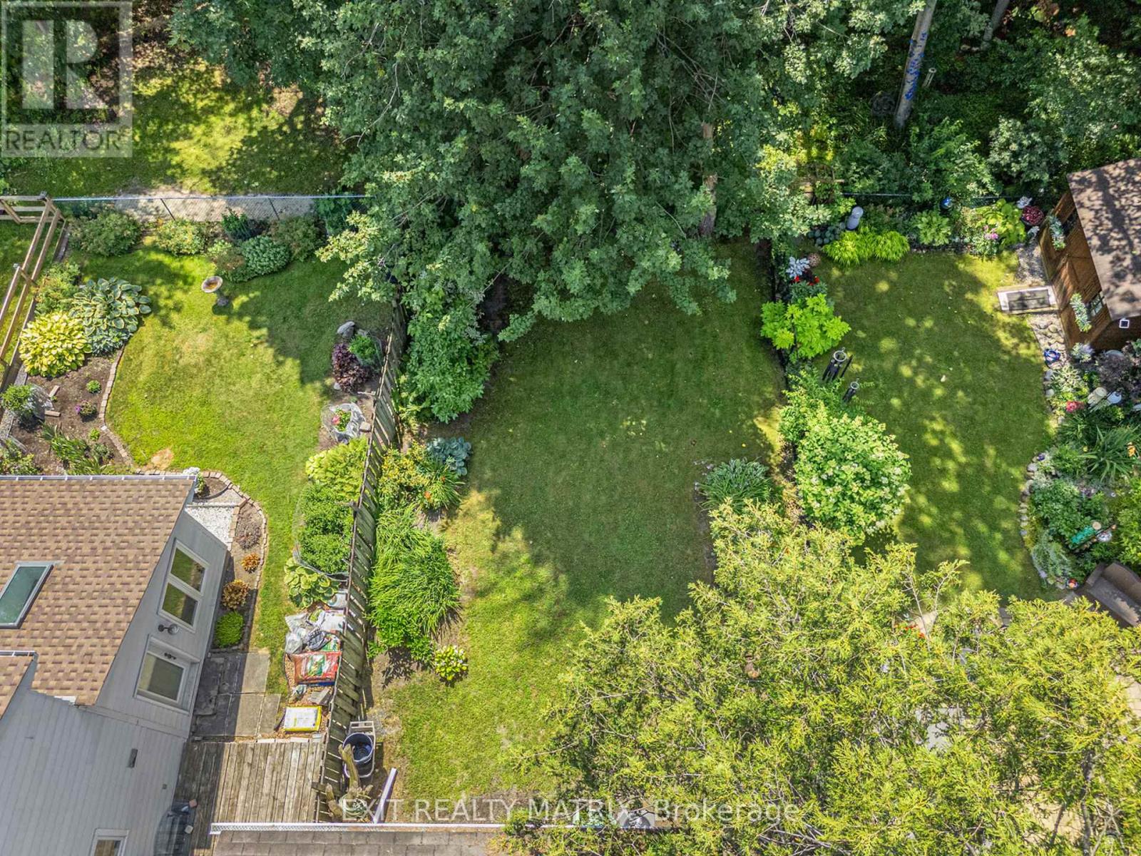 30 Glen Park Drive, Ottawa, Ontario  K1B 3Z2 - Photo 45 - X12347742