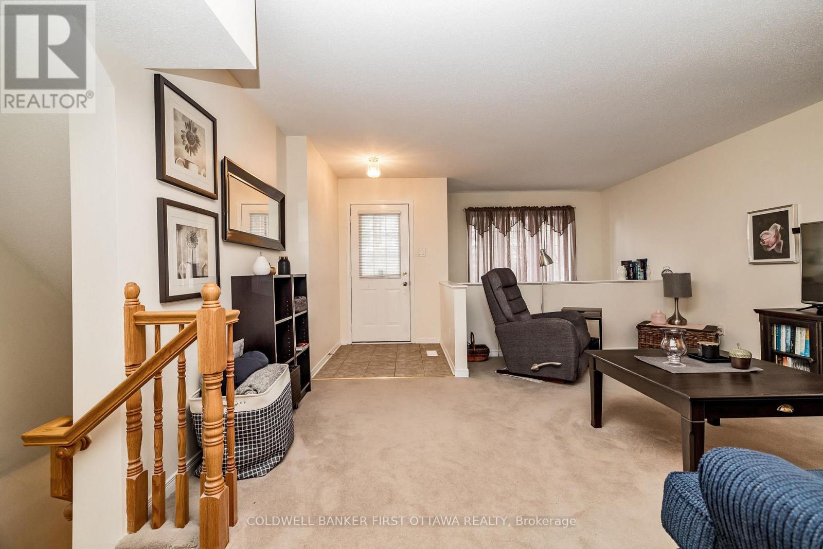 Property at 389 WIFFEN PRIVATE image 3