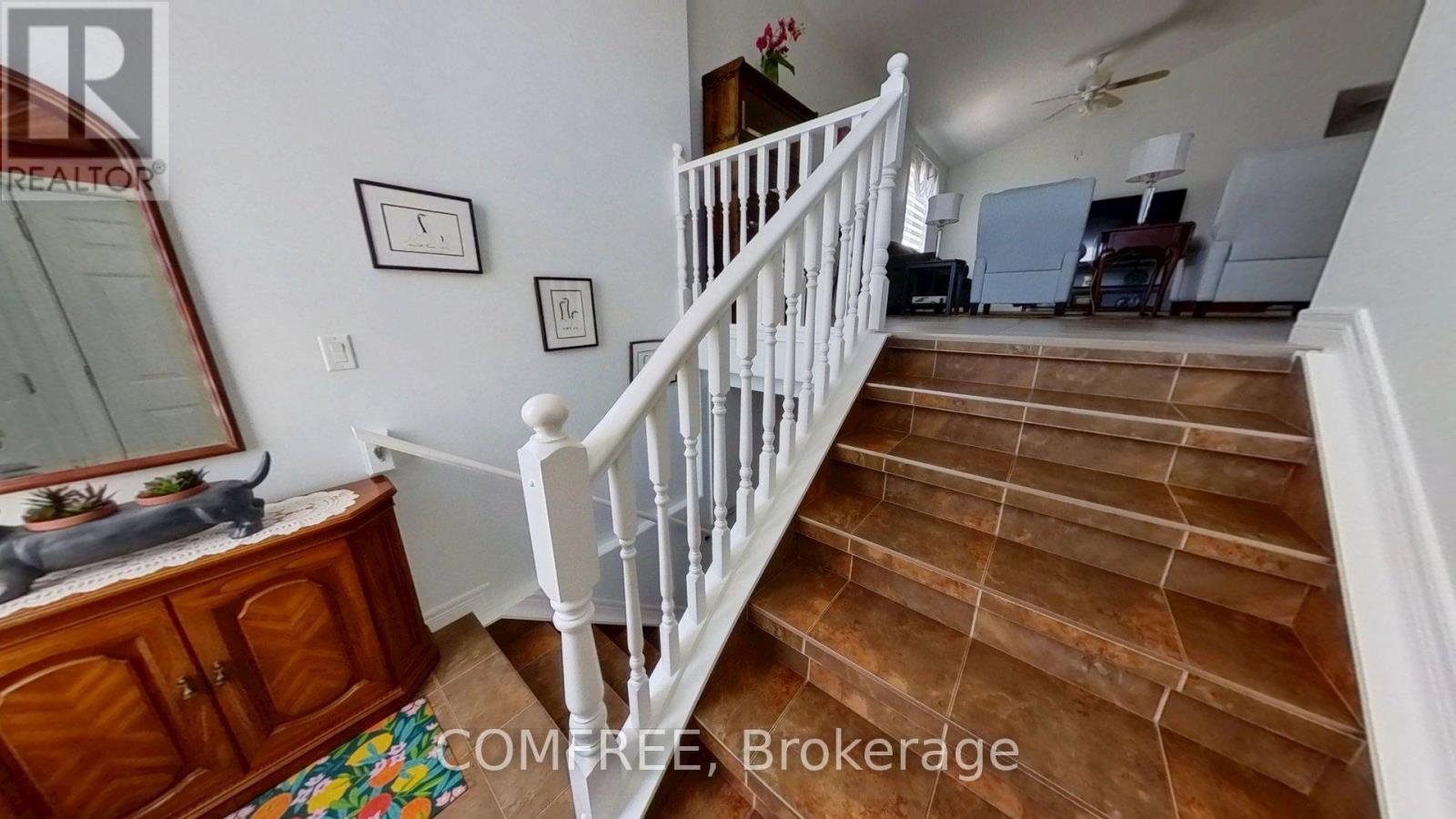 20 Normandy Avenue, Kingsville, Ontario  N9Y 4B4 - Photo 4 - X12347771