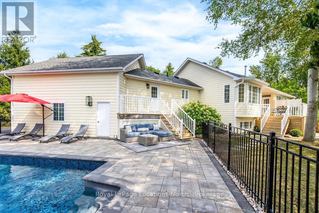 50 Blackburn Avenue, Clearview, Ontario  L0M 1P0 - Photo 36 - S12346450