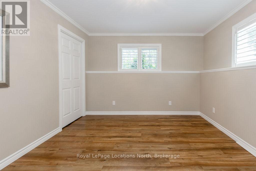 50 Blackburn Avenue, Clearview, Ontario  L0M 1P0 - Photo 29 - S12346450