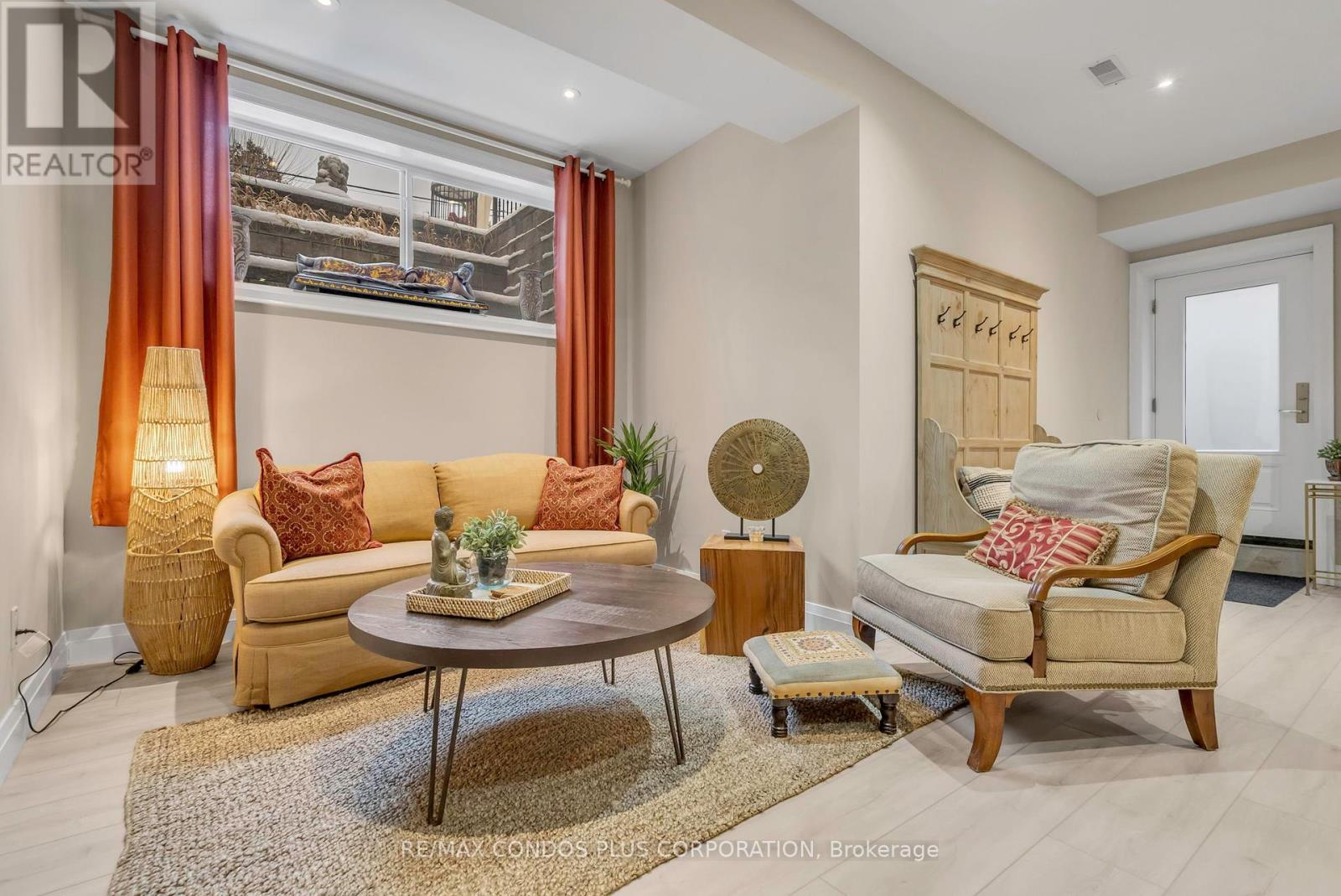 89 Superior Avenue, Toronto, Ontario  M8V 2M7 - Photo 8 - W12347660