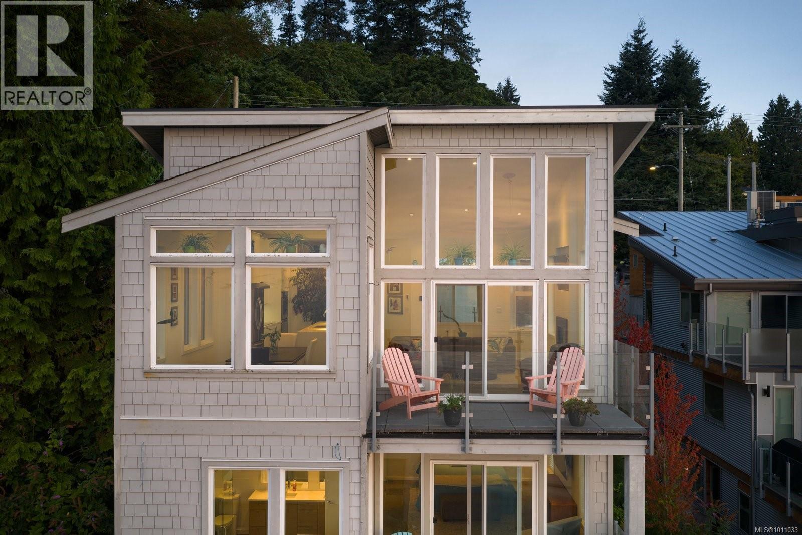 5009 Cordova Bay Rd, Saanich, British Columbia  V8Y 2K1 - Photo 7 - 1011033