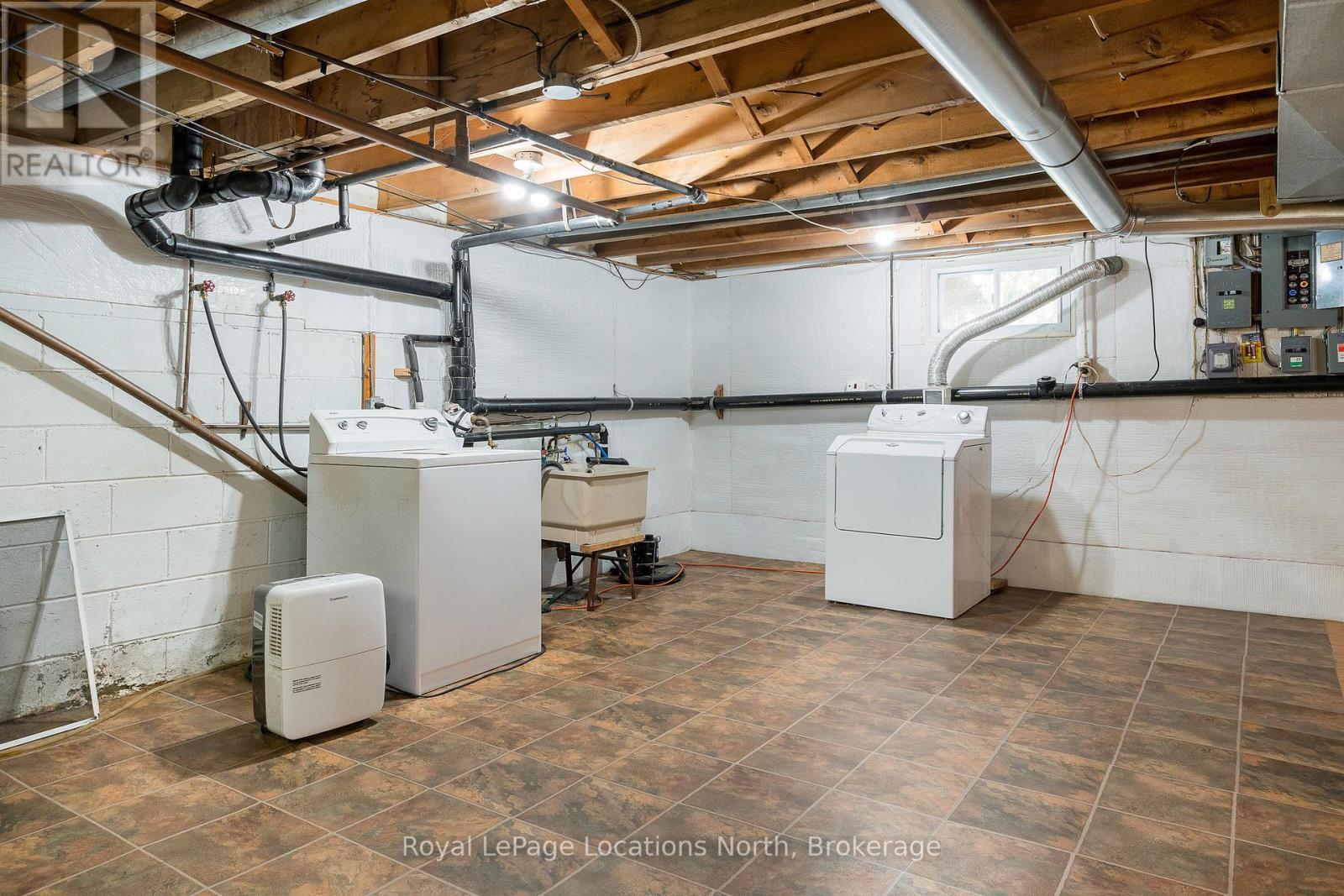 75 Fifth Street, Collingwood, Ontario  L9Y 1X2 - Photo 34 - S12347819