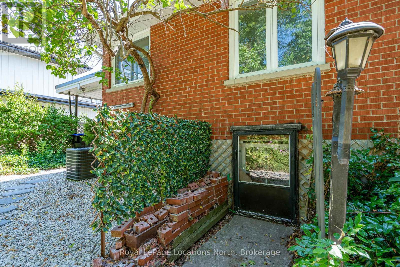 75 Fifth Street, Collingwood, Ontario  L9Y 1X2 - Photo 8 - S12347819