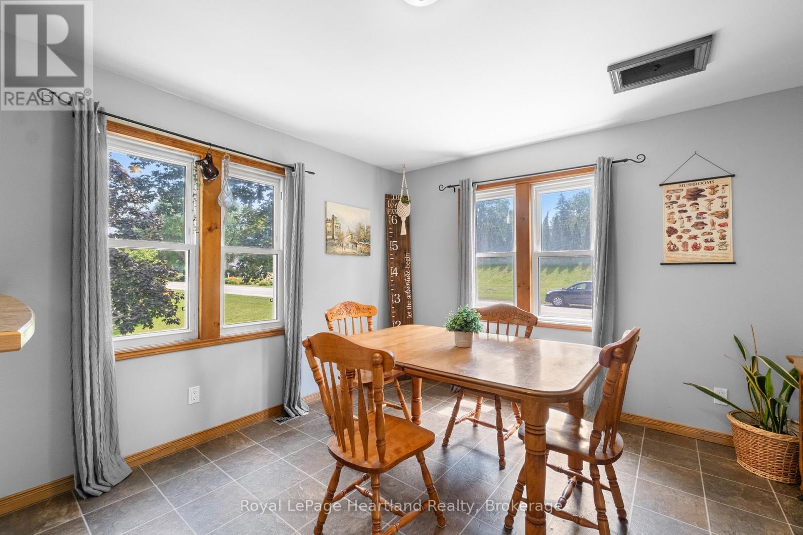 38480 Blyth Road, Ashfield-Colborne-Wawanosh, Ontario  N0M 1E0 - Photo 13 - X12347780