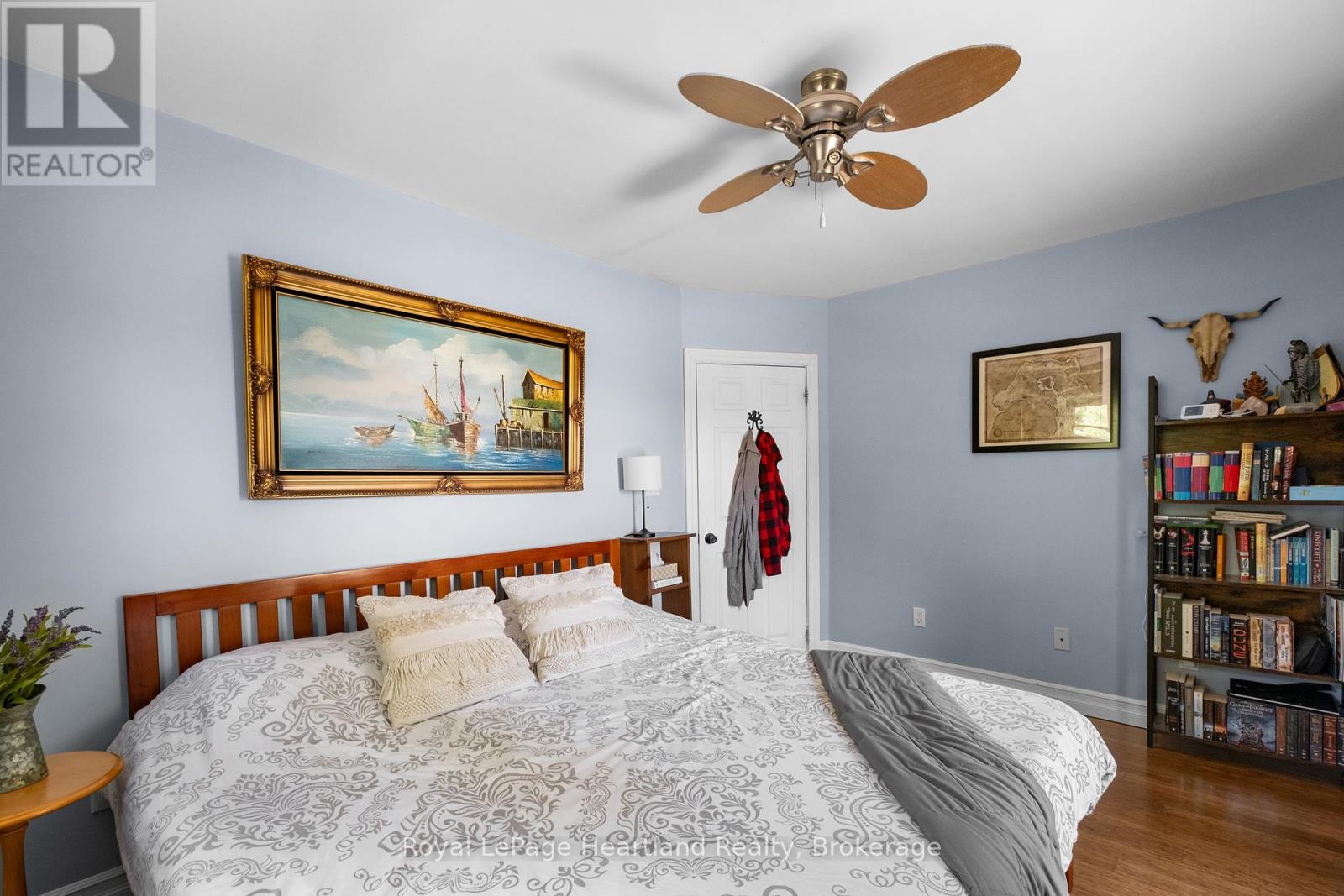 38480 Blyth Road, Ashfield-Colborne-Wawanosh, Ontario  N0M 1E0 - Photo 6 - X12347780