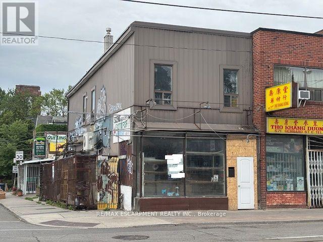 673 Gerrard Street E, Toronto, Ontario  M4M 1Y2 - Photo 2 - E12347637