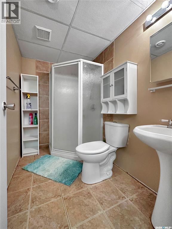 219 4th Avenue, Whitewood, Saskatchewan  S0G 5C0 - Photo 24 - SK015710