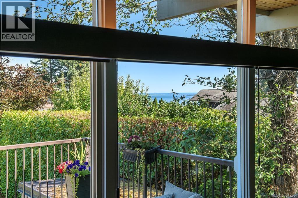 141 Thulin St, Campbell River, British Columbia  V9W 2K4 - Photo 4 - 1011260