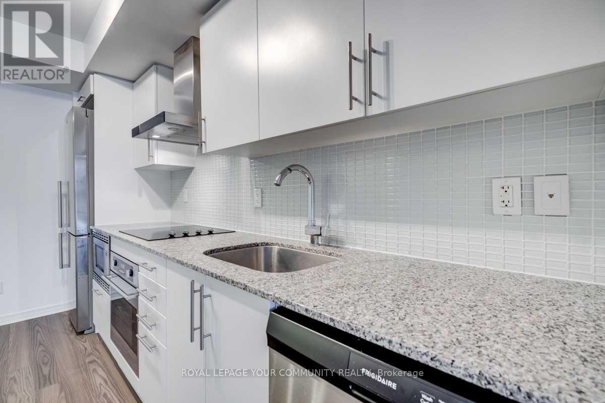 421 - 352 Front Street W, Toronto (Waterfront Communities), Ontario  M5V 0K3 - Photo 8 - C12347794