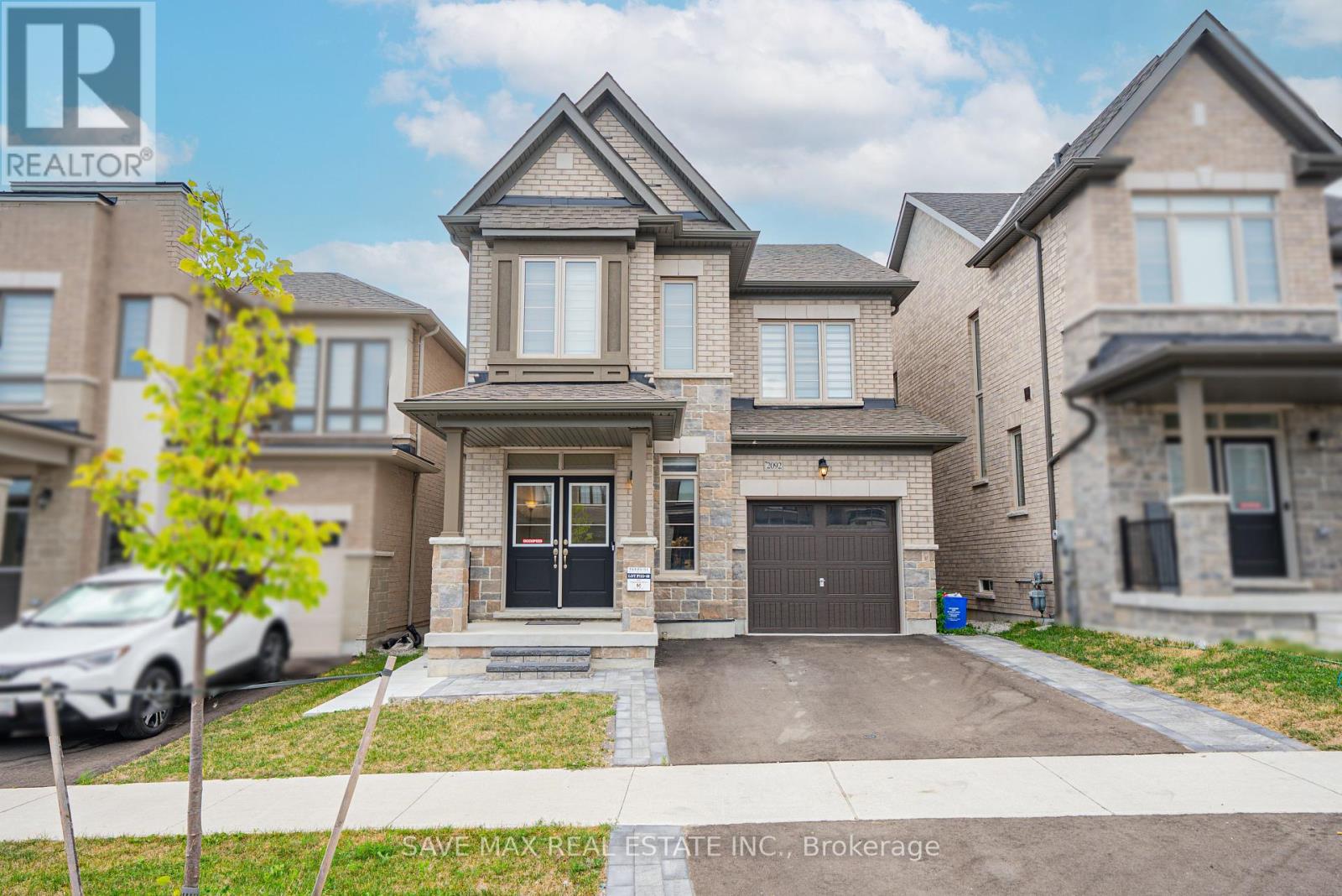 Property at 2092 COPPERMINE STREET image 1
