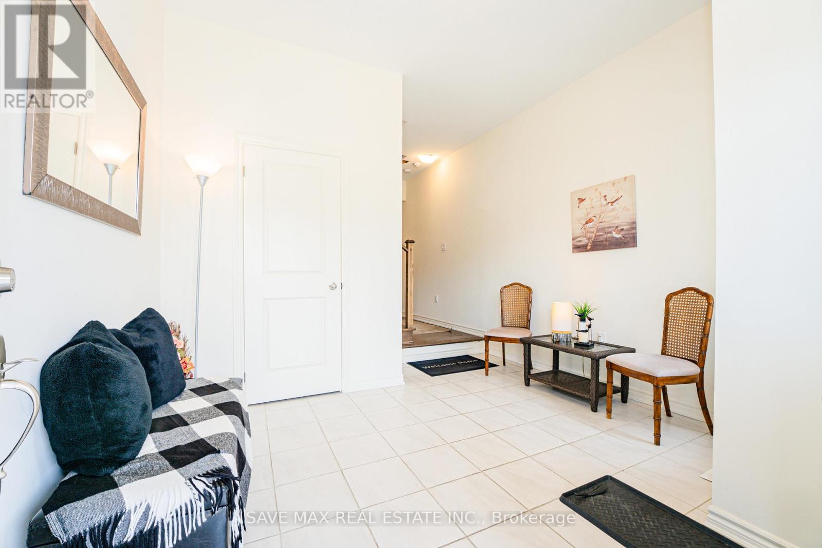 Property at 2092 COPPERMINE STREET image 4