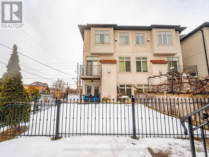 8283 Kipling Avenue E, Vaughan, Ontario  L4L 2A7 - Photo 25 - N12347764