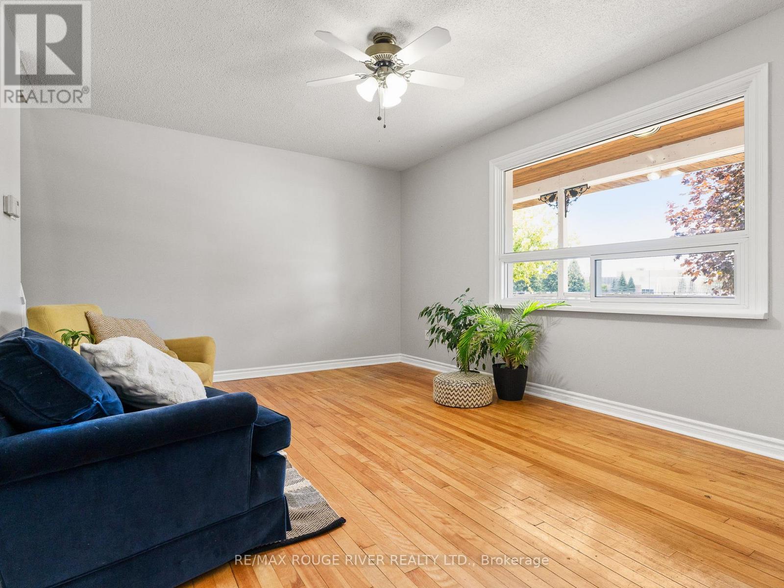 Property at 412 ALEXANDRIA DRIVE image 4