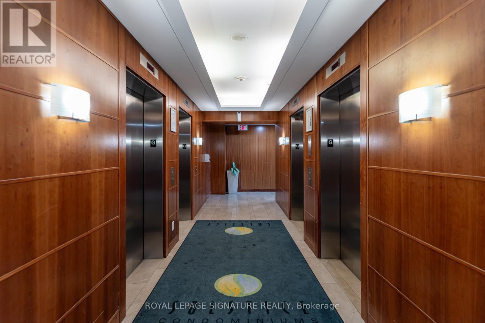 1808 - 225 Webb Drive, Mississauga (City Centre), Ontario  L5B 4P2 - Photo 4 - W12347707
