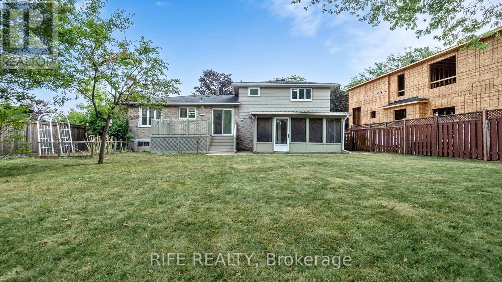 2137 Hixon Street, Oakville (Br Bronte), Ontario  L6L 1T3 - Photo 29 - W12347784
