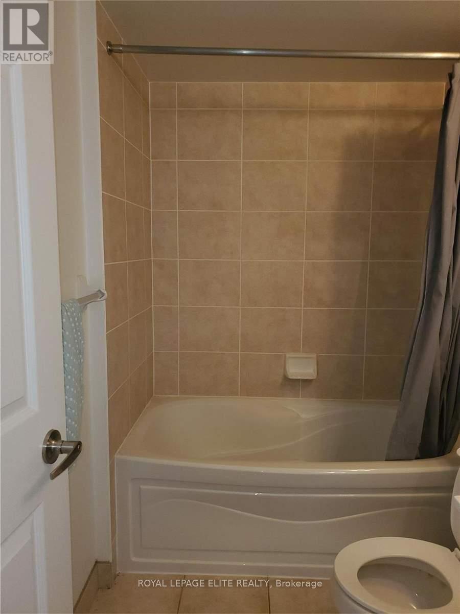 1707 - 310 Burnhamthorpe Road W, Mississauga, Ontario  L5B 4P9 - Photo 5 - W12347799