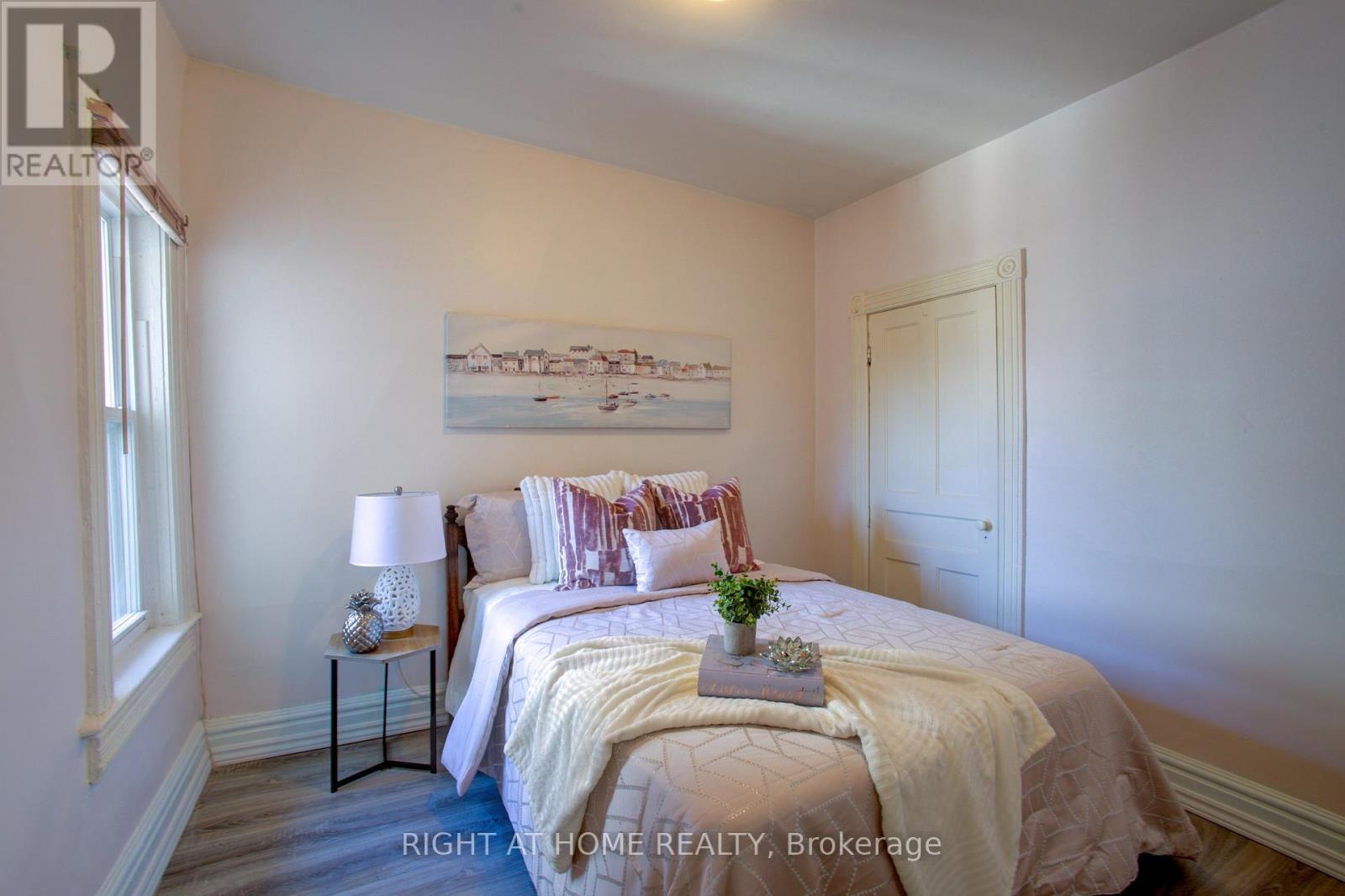 82 Uxbridge Avenue E, Toronto (Weston-Pellam Park), Ontario  M6N 2Y2 - Photo 16 - W12347814