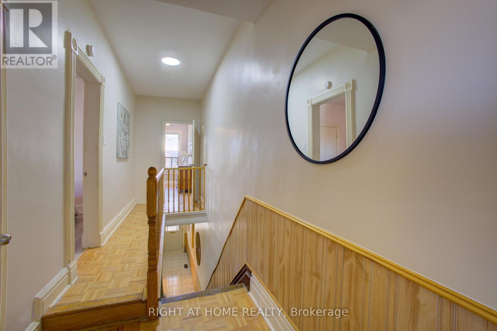 82 Uxbridge Avenue E, Toronto (Weston-Pellam Park), Ontario  M6N 2Y2 - Photo 19 - W12347814