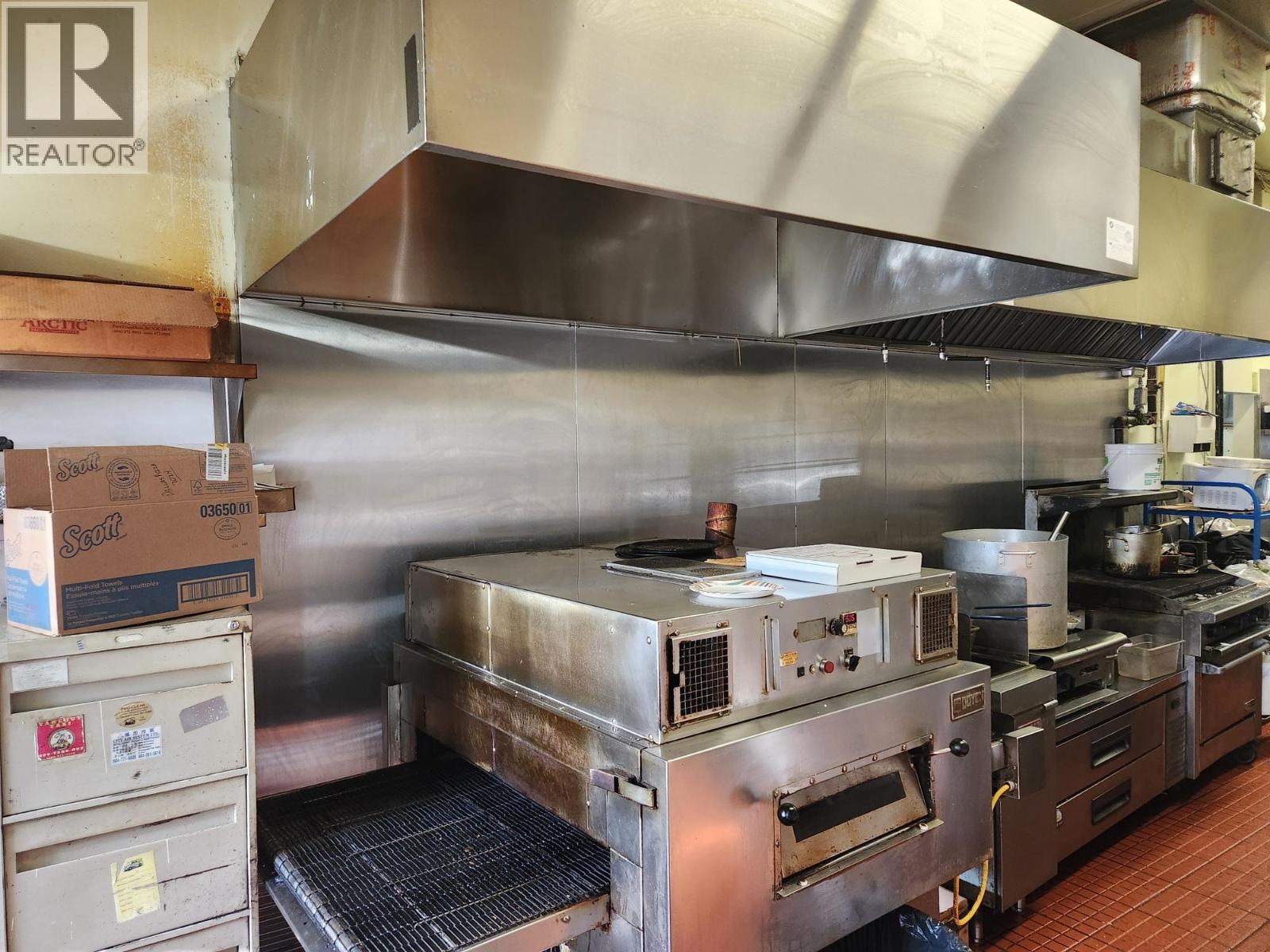 613 E Broadway, Vancouver, British Columbia  V5T 1X7 - Photo 4 - C8071511