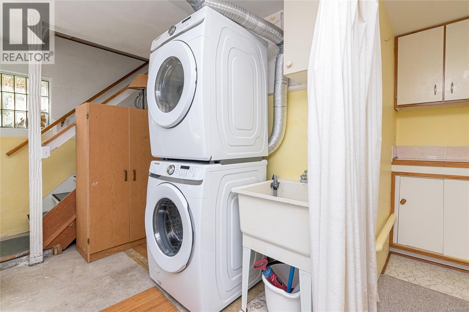 157 Robertson St, Victoria, British Columbia  V8S 3X3 - Photo 30 - 1008909