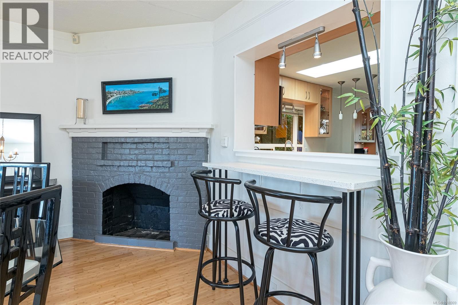 157 Robertson St, Victoria, British Columbia  V8S 3X3 - Photo 13 - 1008909