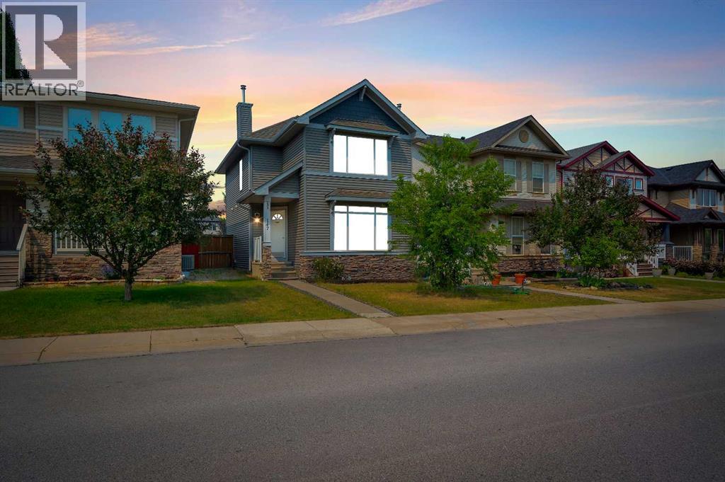 Property at 147 Silverado Plains Close SW image 3
