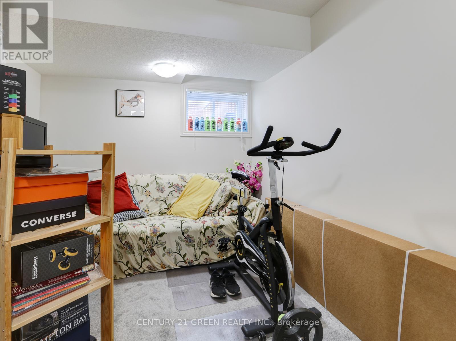 11 - 12 Poplar Drive, Cambridge, Ontario  N3C 3X2 - Photo 49 - X12341550