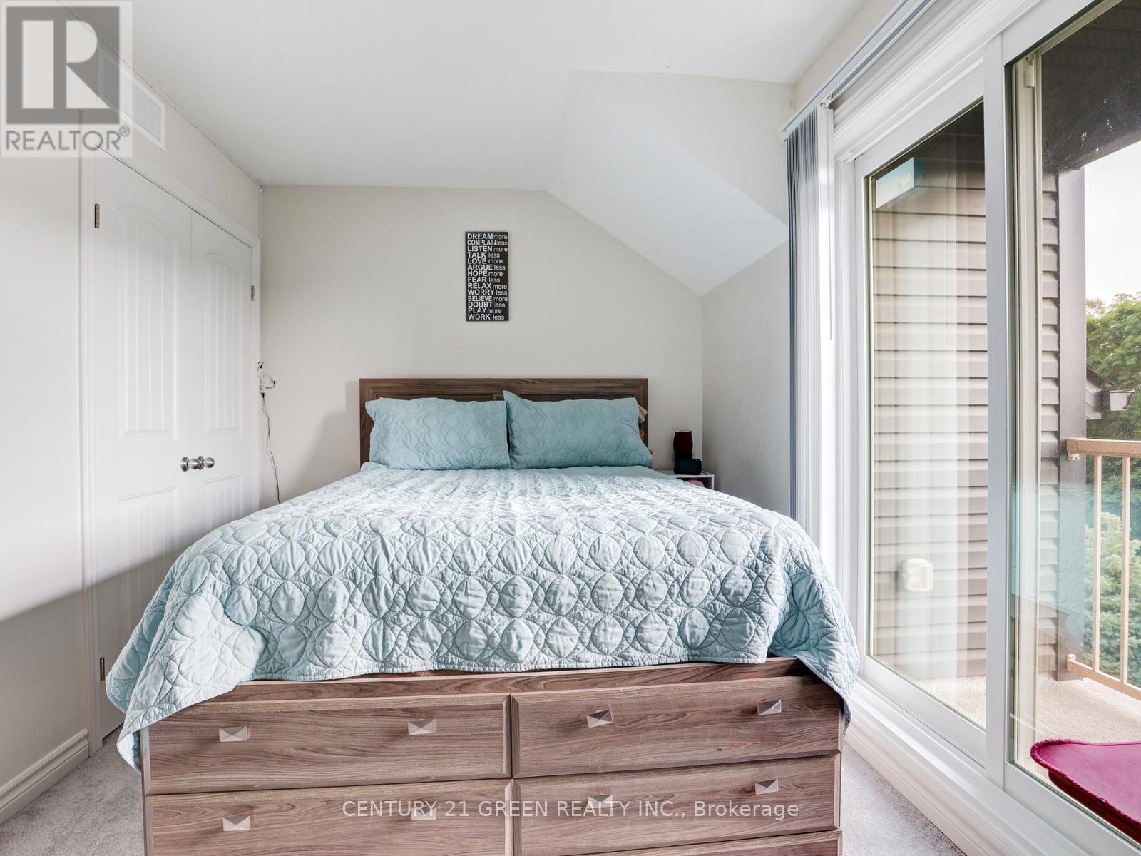 11 - 12 Poplar Drive, Cambridge, Ontario  N3C 3X2 - Photo 47 - X12341550